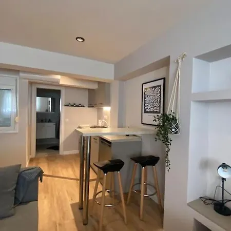 Next To Campus & Hospitals-thessaloniki דירה