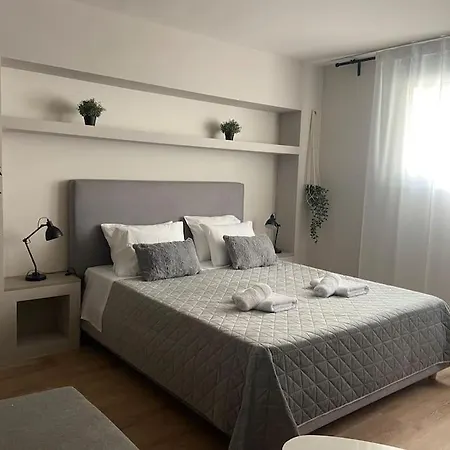 Appartement Next To Campus & Hospitals-thessaloniki