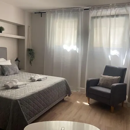 Next To Campus & Hospitals-thessaloniki * Szaloniki